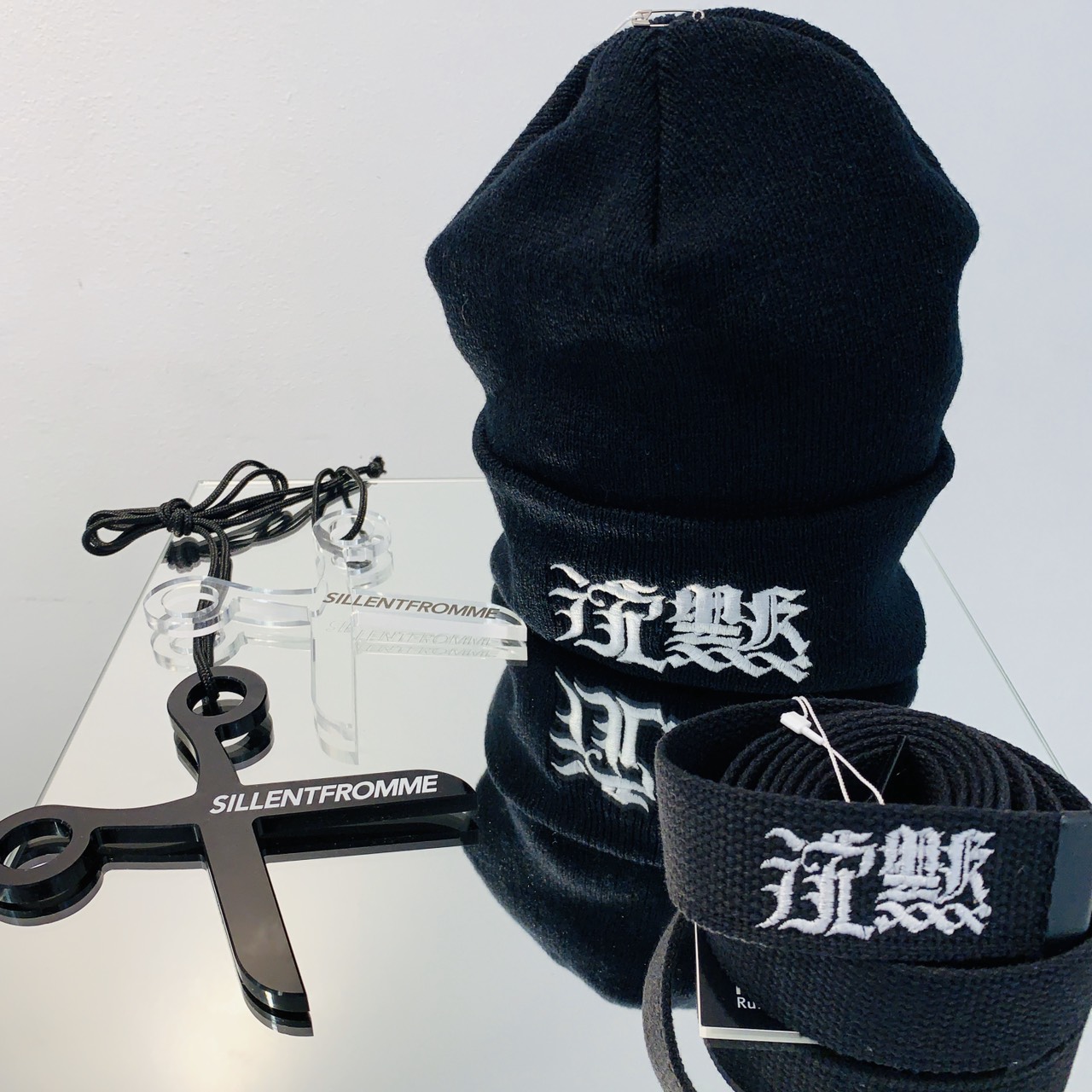 NEW ARRIVAL】SILLENT FROM ME – ACCESSORIES | 株式会社からくさ